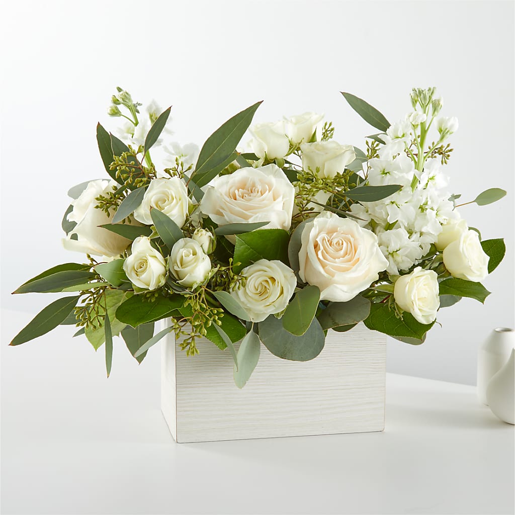 Fresh Linen Box Bouquet – MARMET FLOWERS & MORE, Marmet WV