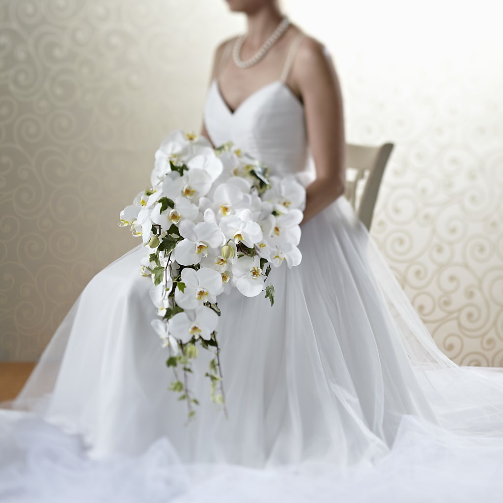 Classic White Bouquet – MARMET FLOWERS & MORE, Marmet WV