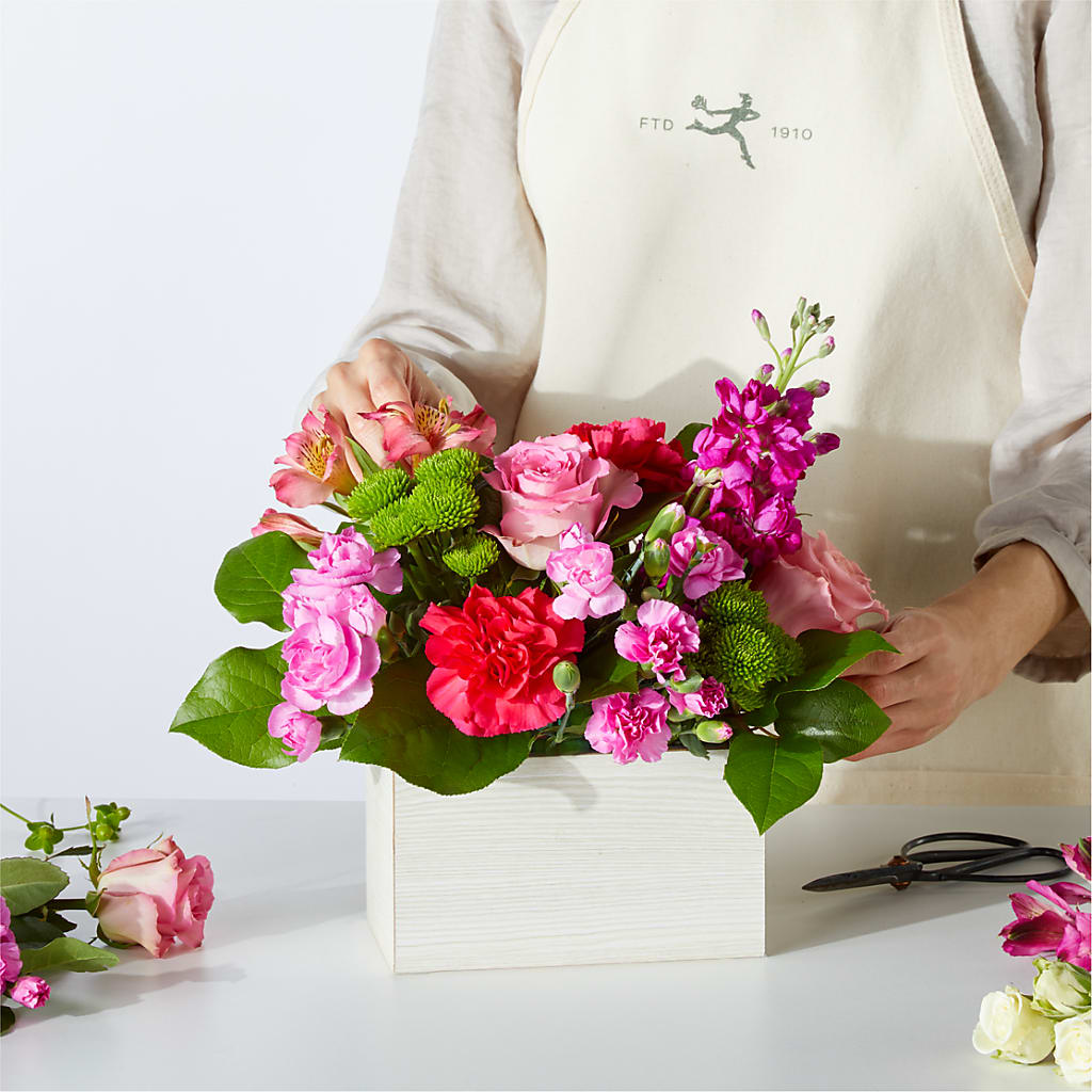 Sweetberry Box – A Florist Original – MARMET FLOWERS & MORE, Marmet WV