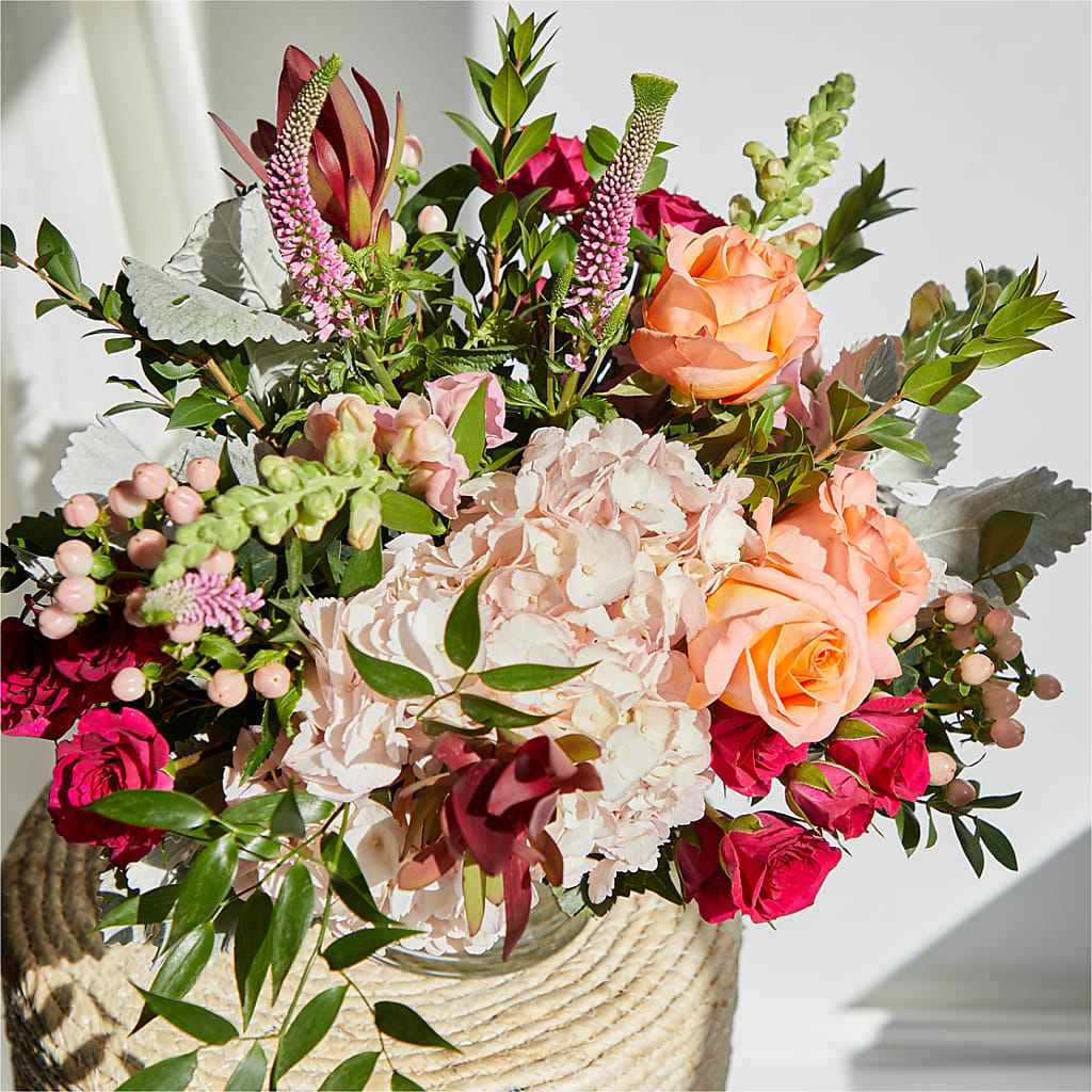 Glitz & Glam Bouquet – MARMET FLOWERS & MORE, Marmet WV